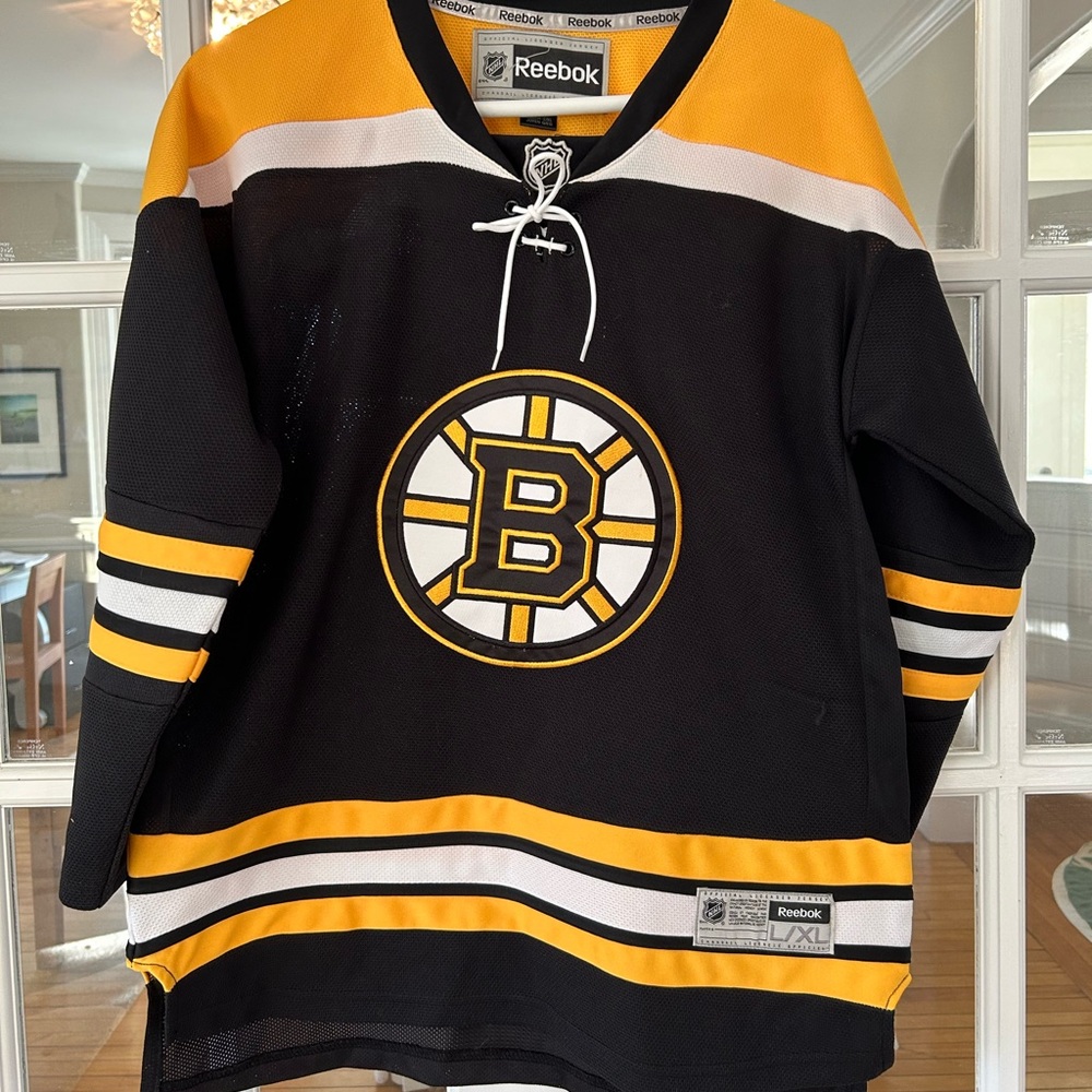 MENS BOSTON BRUINS #17 LUCIC JERSEY